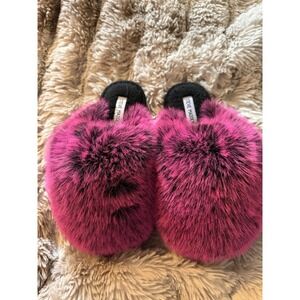 Steve Madden "Poof" Beige Fushia Fur Slip-On Women's Closed‎ Toe Slippers Size 7